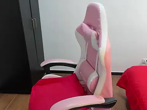 chrystal_sl852's cam snapshot