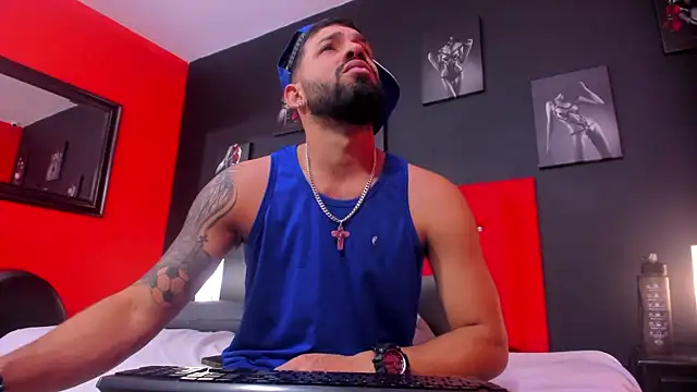 Thiagogomez live sex cam