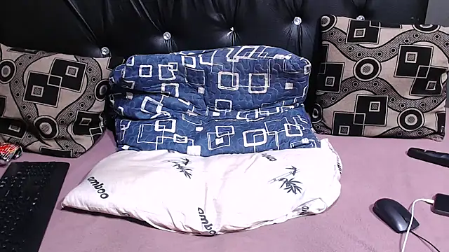 BLACKberry008's cam snapshot