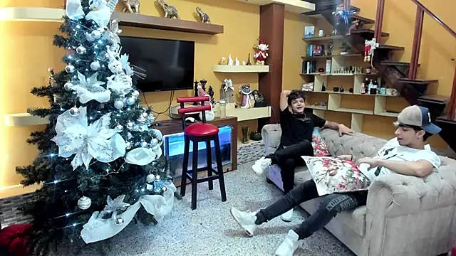 secret-roomies live sex cam