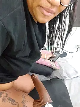 Lawrenhils's cam snapshot