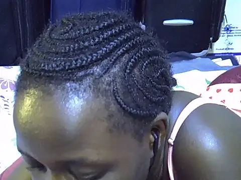 Adaline-Paris's cam snapshot