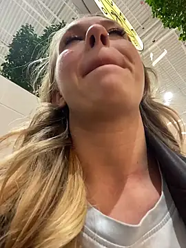 Sweet___Emily live sex cam