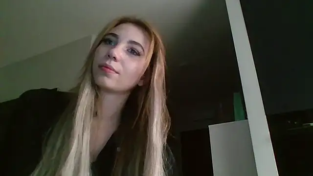 TeenLily's cam snapshot