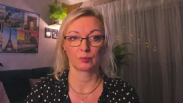 vanessa_chat's cam snapshot