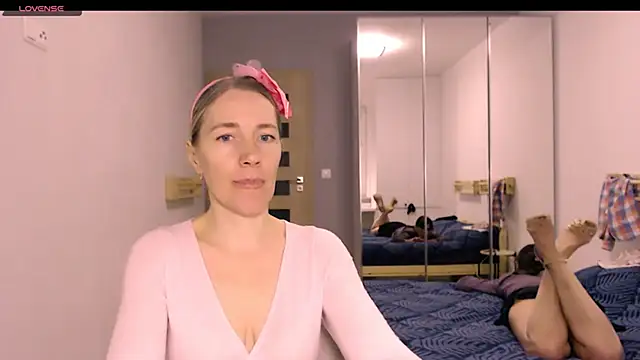 Javelinka's cam snapshot