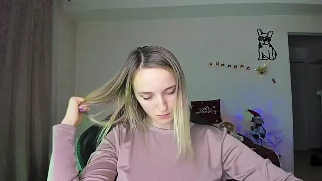 RouseReed's cam snapshot