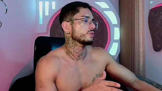 Alanrodgers live sex cam