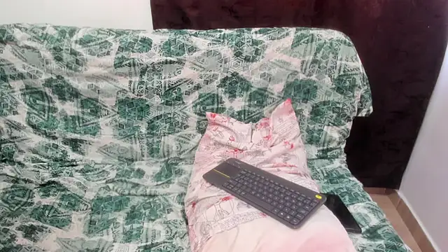 sex_alucard's cam snapshot