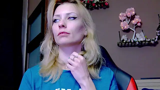 karo123421's cam snapshot