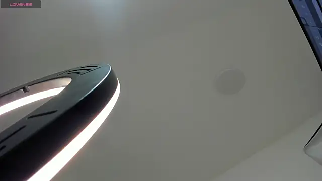 Lilith_Aliany_'s cam snapshot