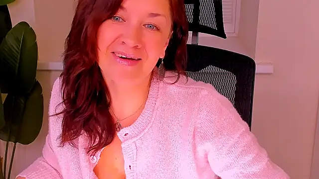 AnaMills's cam snapshot