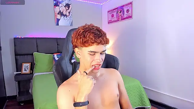 Aiiden_15's cam snapshot