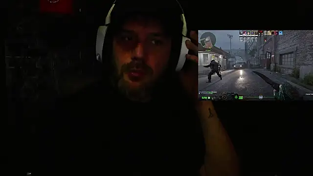 LexHardy's cam snapshot