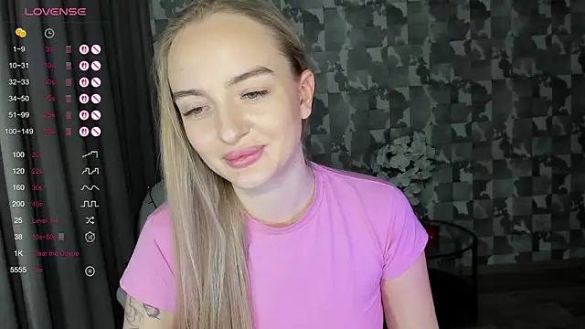 A_delina's cam snapshot