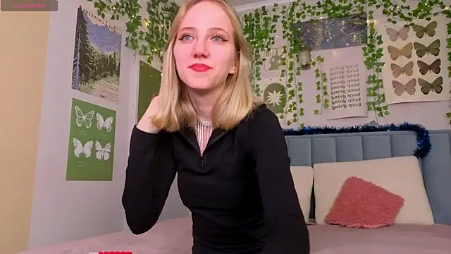 EmmaNovak's cam snapshot