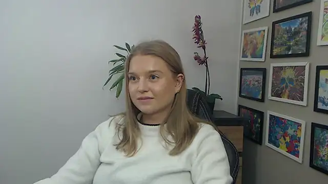 Mysteryerica's cam snapshot