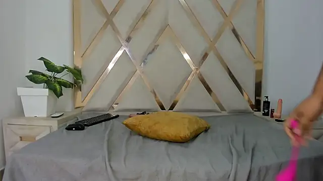 arielasm's cam snapshot