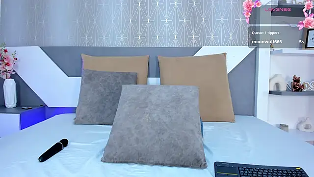 Miranda_Blair's cam snapshot