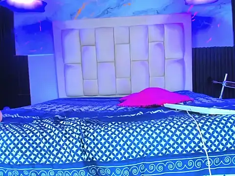 Carla_evans_'s cam snapshot