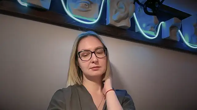 Kira_Elve's cam snapshot