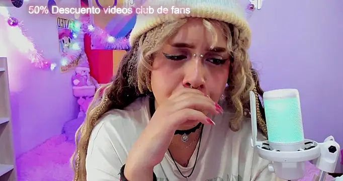 NekoWaifu's cam snapshot