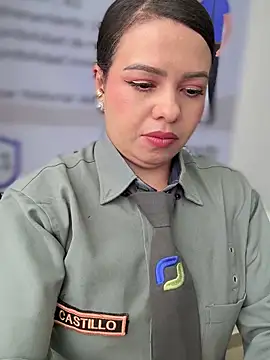 Ariana-07 live sex cam