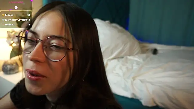 ywixos's cam snapshot