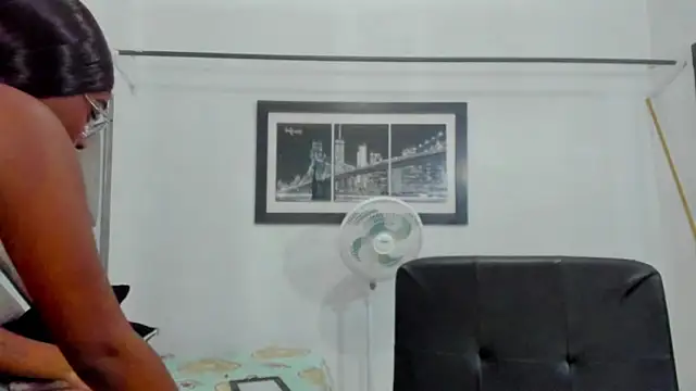 EvaxEmma's cam snapshot