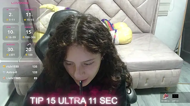 Velvet_Moon_V's cam snapshot