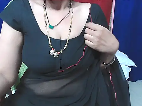 sunitha-3's cam snapshot