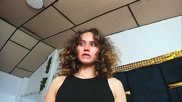 fulfill_fantasies1's cam snapshot