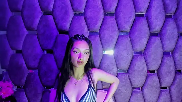 Aurora_18's cam snapshot