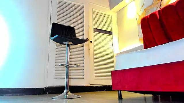 MAISE_HILL1's cam snapshot