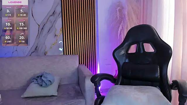 JulienSaint's cam snapshot