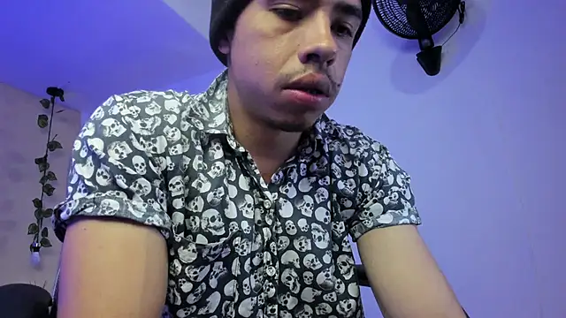 Muscle_Scott's cam snapshot