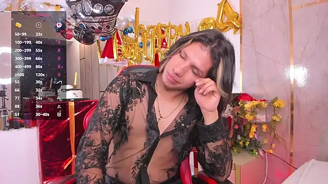 TylerBloom live sex cam