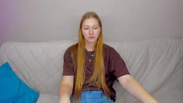 AgnesAdkins's cam snapshot