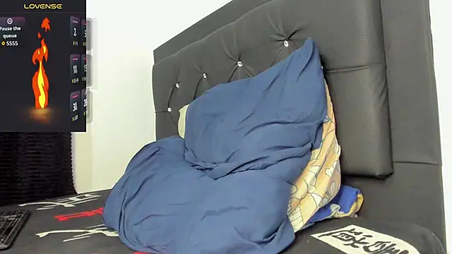 santi_brown live sex cam