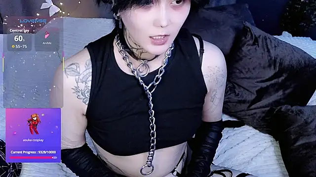 Ravens_Nest live sex cam