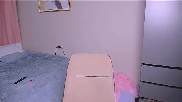 yoi_mika live sex cam