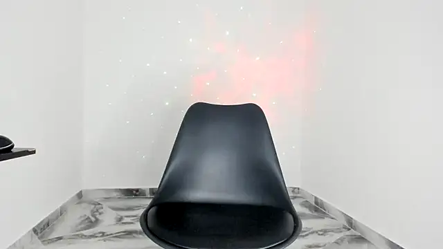 mikee_scooth live sex cam