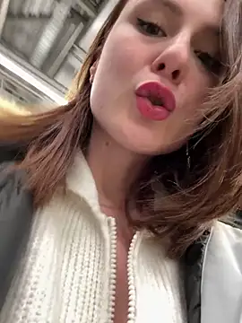 Dina_Tease live sex cam