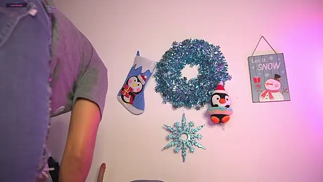 pocahotass_11 live sex cam