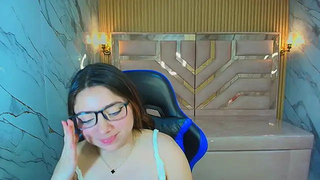 emily__r_'s cam snapshot