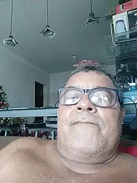 Misterymem63's cam snapshot