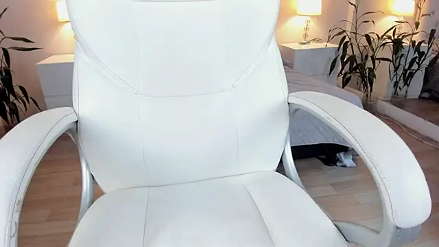 Scarlett_Bunny_'s cam snapshot