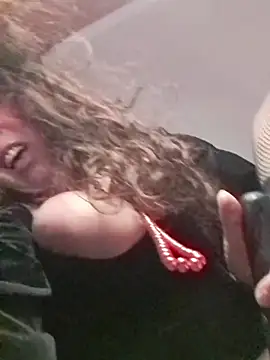 GypsyEsmeralda live sex cam