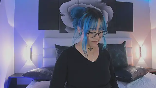 sofi_bakerr's cam snapshot