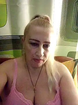 Esenia505's cam snapshot